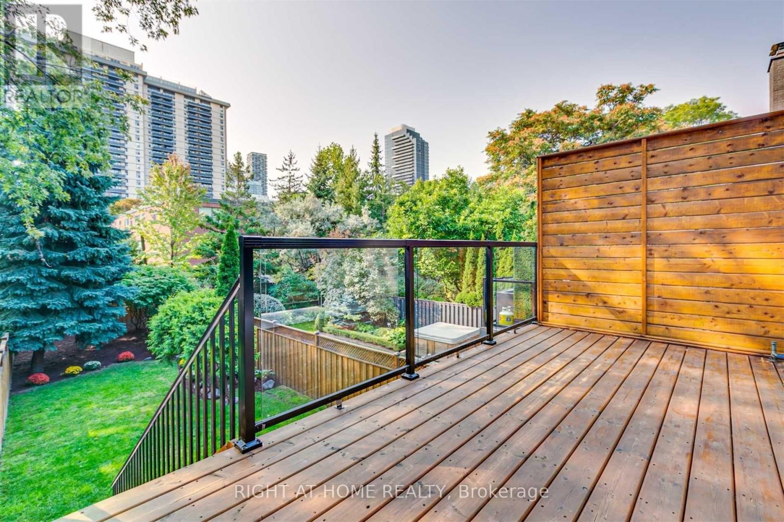 59 B Sherwood Avenue E, Toronto, Ontario  M4P 2A6 - Photo 20 - C12532472