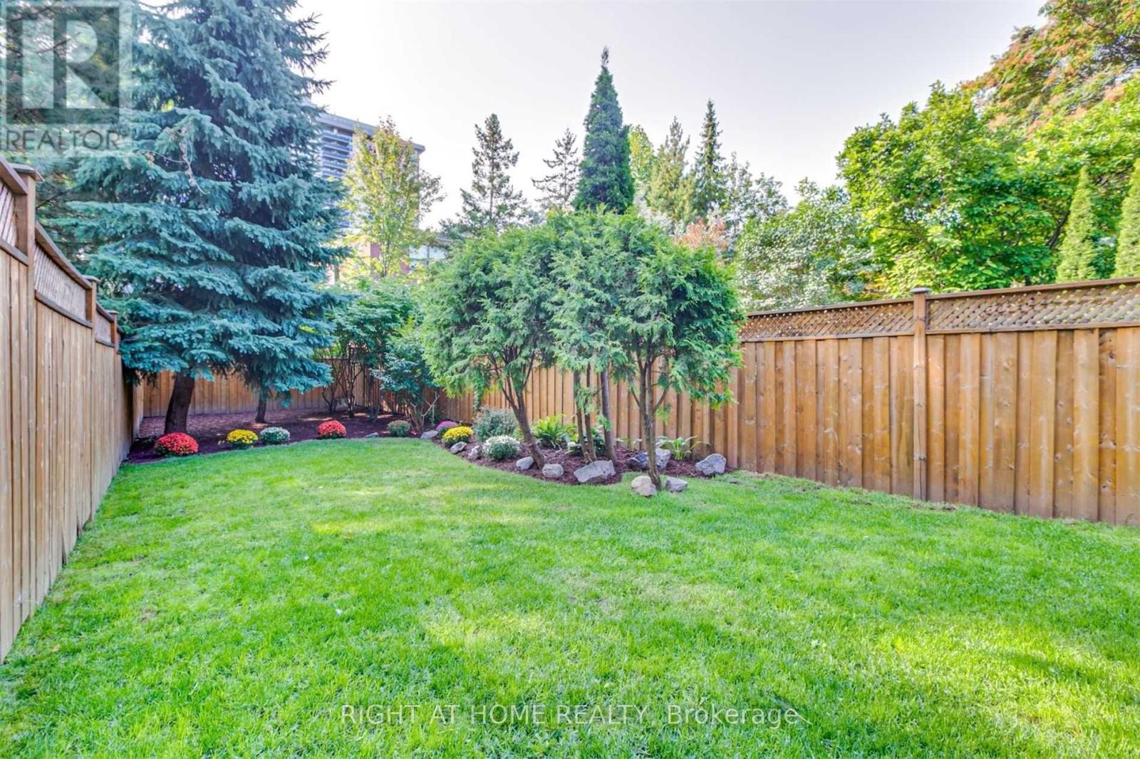 59 B Sherwood Avenue E, Toronto, Ontario  M4P 2A6 - Photo 22 - C12532472