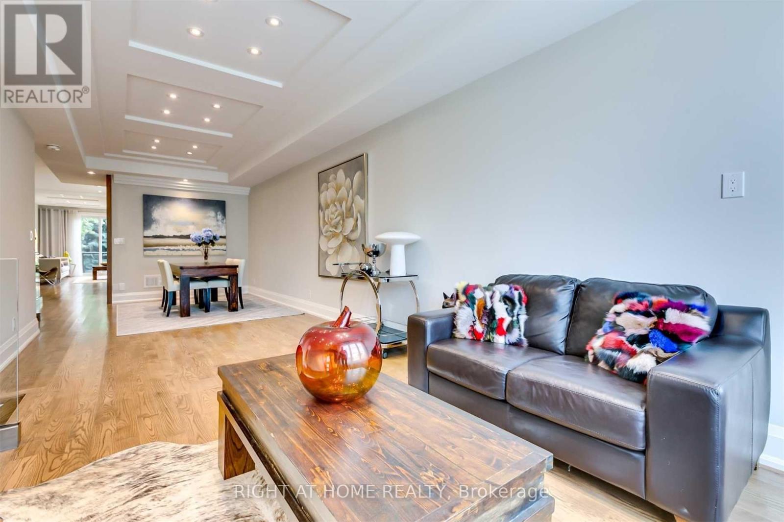 59 B Sherwood Avenue E, Toronto, Ontario  M4P 2A6 - Photo 6 - C12532472