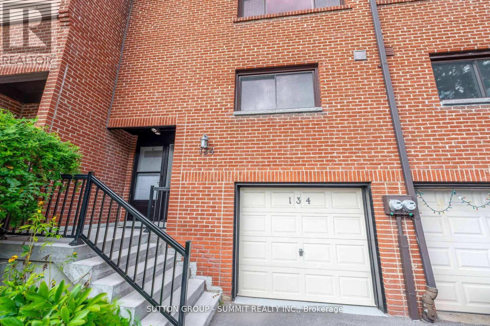 134 Song Meadoway, Toronto, Ontario  M2H 2T7 - Photo 2 - C12532482