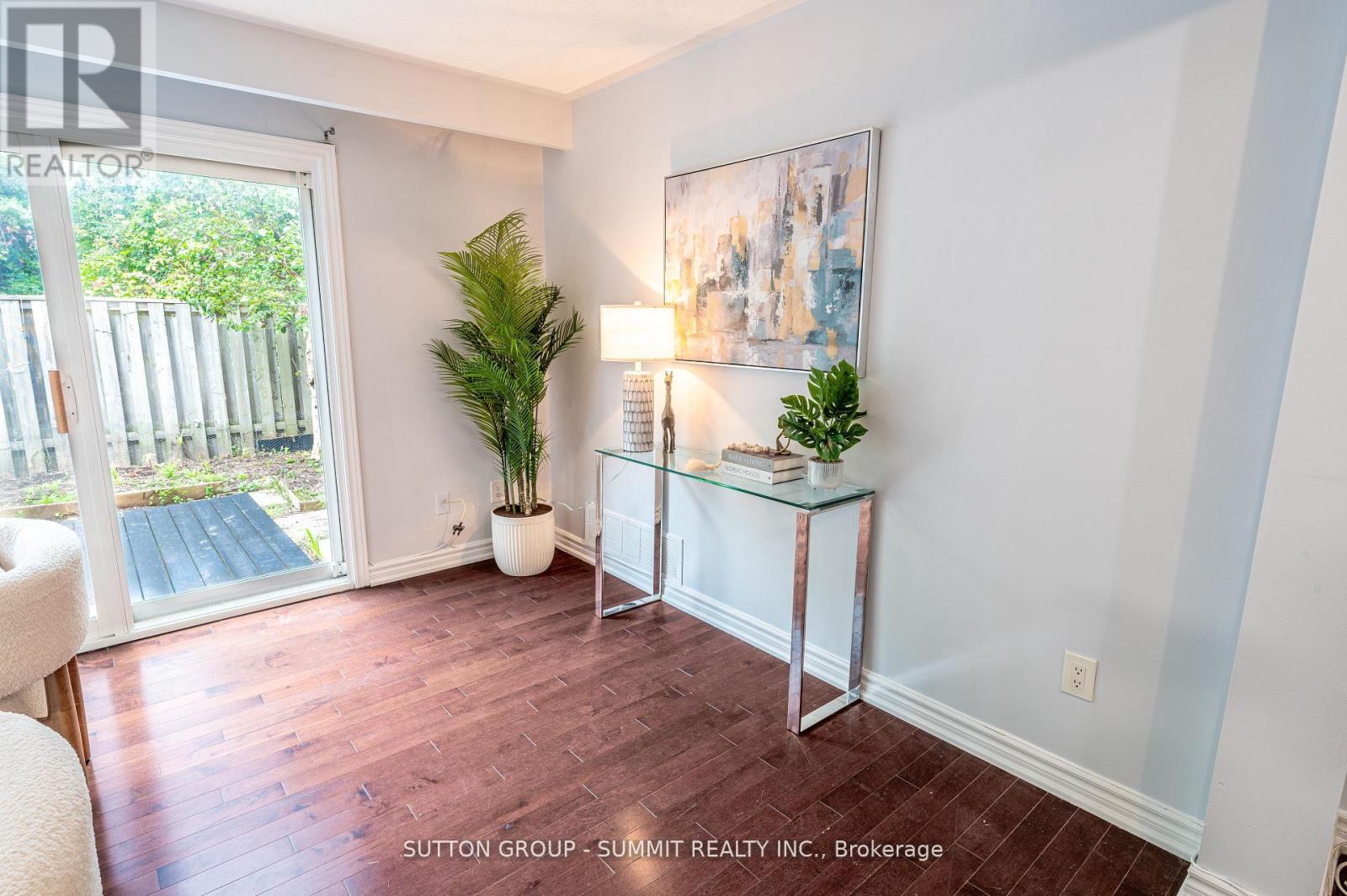 134 Song Meadoway, Toronto, Ontario  M2H 2T7 - Photo 3 - C12532482