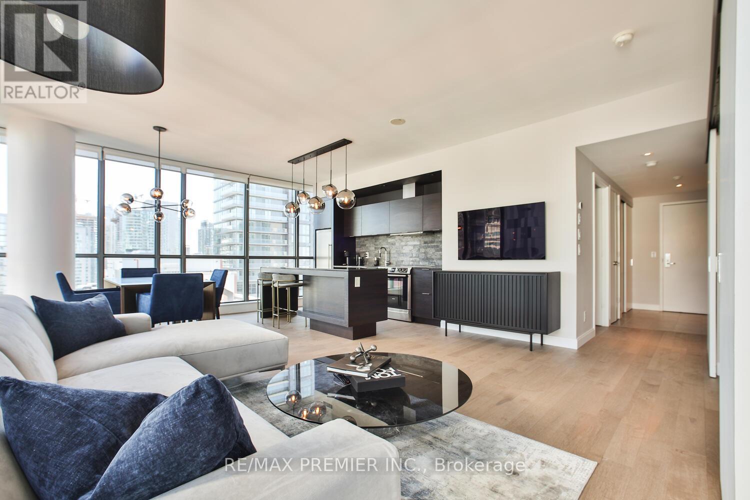 1606 - 8 Charlotte Street, Toronto, Ontario  M5V 0K4 - Photo 10 - C12532576