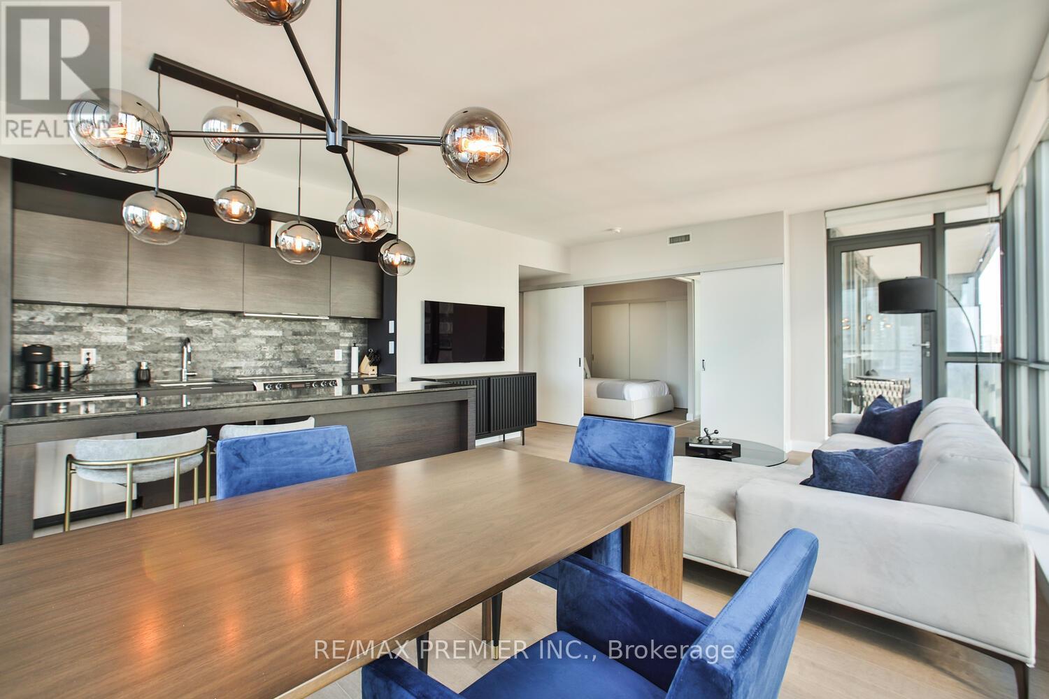 1606 - 8 Charlotte Street, Toronto, Ontario  M5V 0K4 - Photo 12 - C12532576