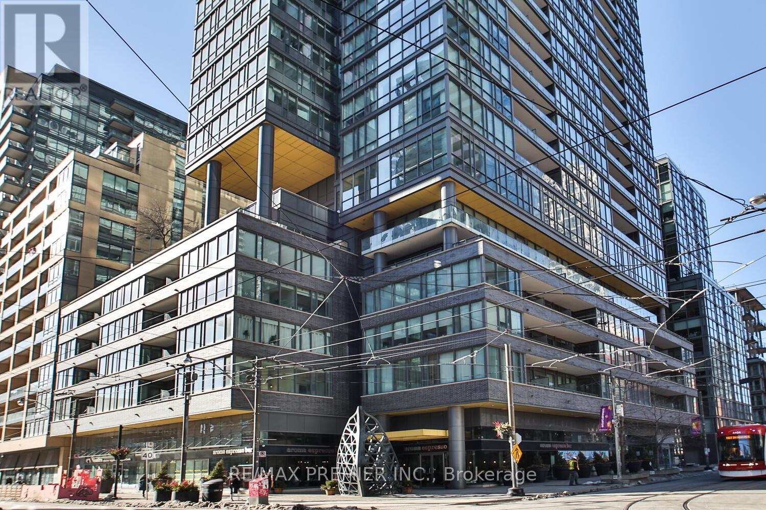 1606 - 8 Charlotte Street, Toronto, Ontario  M5V 0K4 - Photo 2 - C12532576