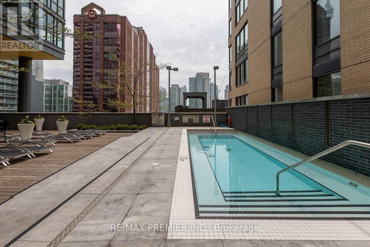 1606 - 8 Charlotte Street, Toronto, Ontario  M5V 0K4 - Photo 34 - C12532576