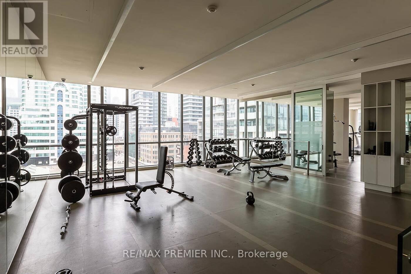 1606 - 8 Charlotte Street, Toronto, Ontario  M5V 0K4 - Photo 37 - C12532576