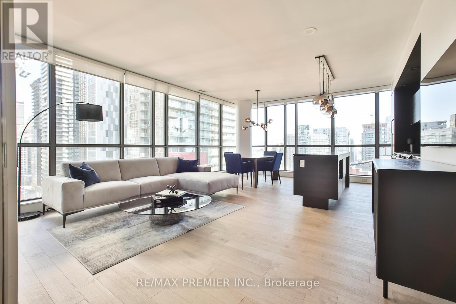 1606 - 8 Charlotte Street, Toronto, Ontario  M5V 0K4 - Photo 8 - C12532576