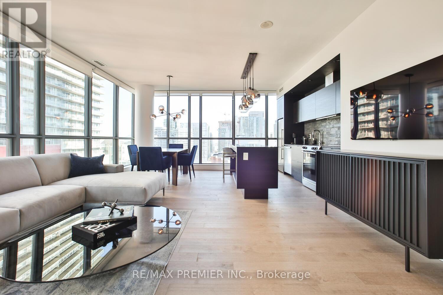 1606 - 8 Charlotte Street, Toronto, Ontario  M5V 0K4 - Photo 9 - C12532576