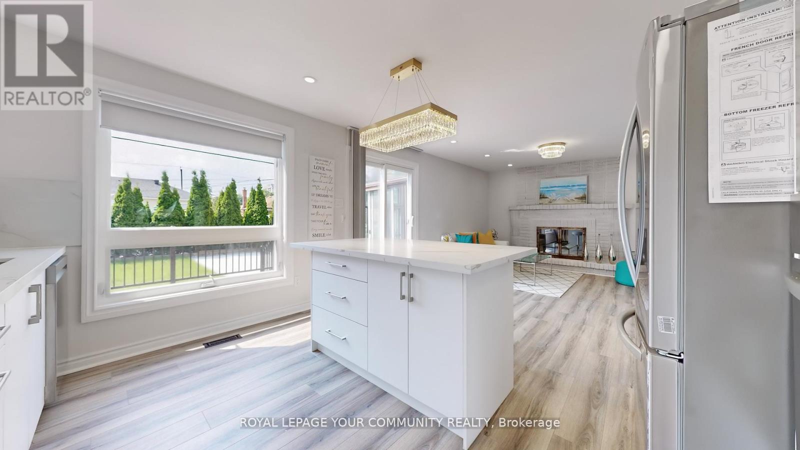 731 Glencairn Avenue, Toronto, Ontario  M6B 1Z9 - Photo 34 - C12532664