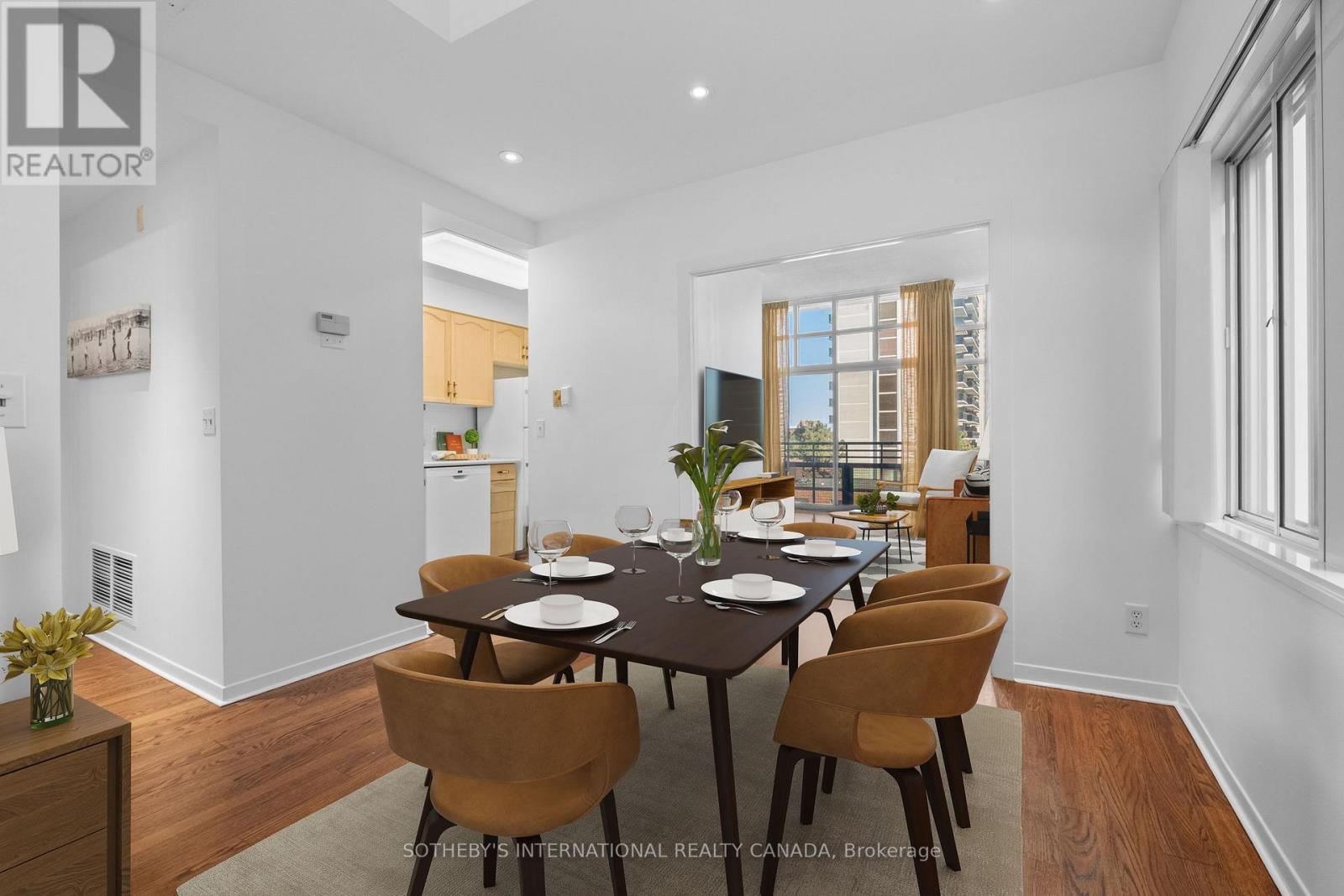 502 - 1901 Yonge Street, Toronto, Ontario  M4S 1Y6 - Photo 8 - C12463834