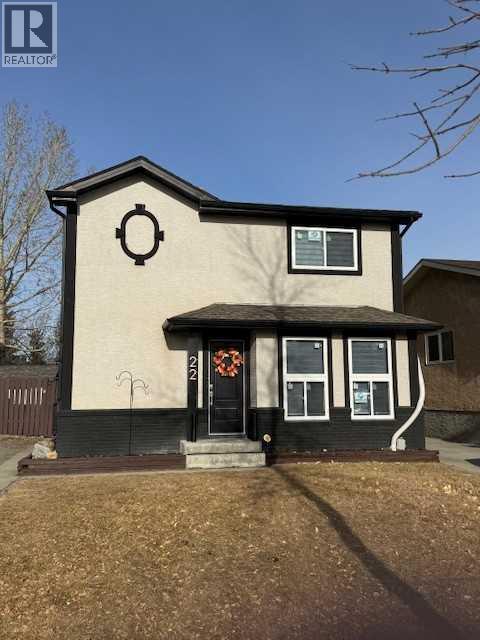 22 Hunters Gate, Okotoks, Alberta  T1S 1K9 - Photo 2 - A2268453