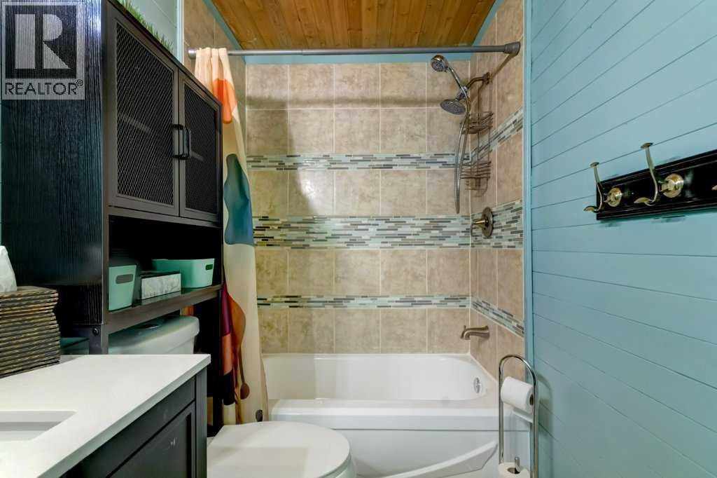 22 Hunters Gate, Okotoks, Alberta  T1S 1K9 - Photo 31 - A2268453