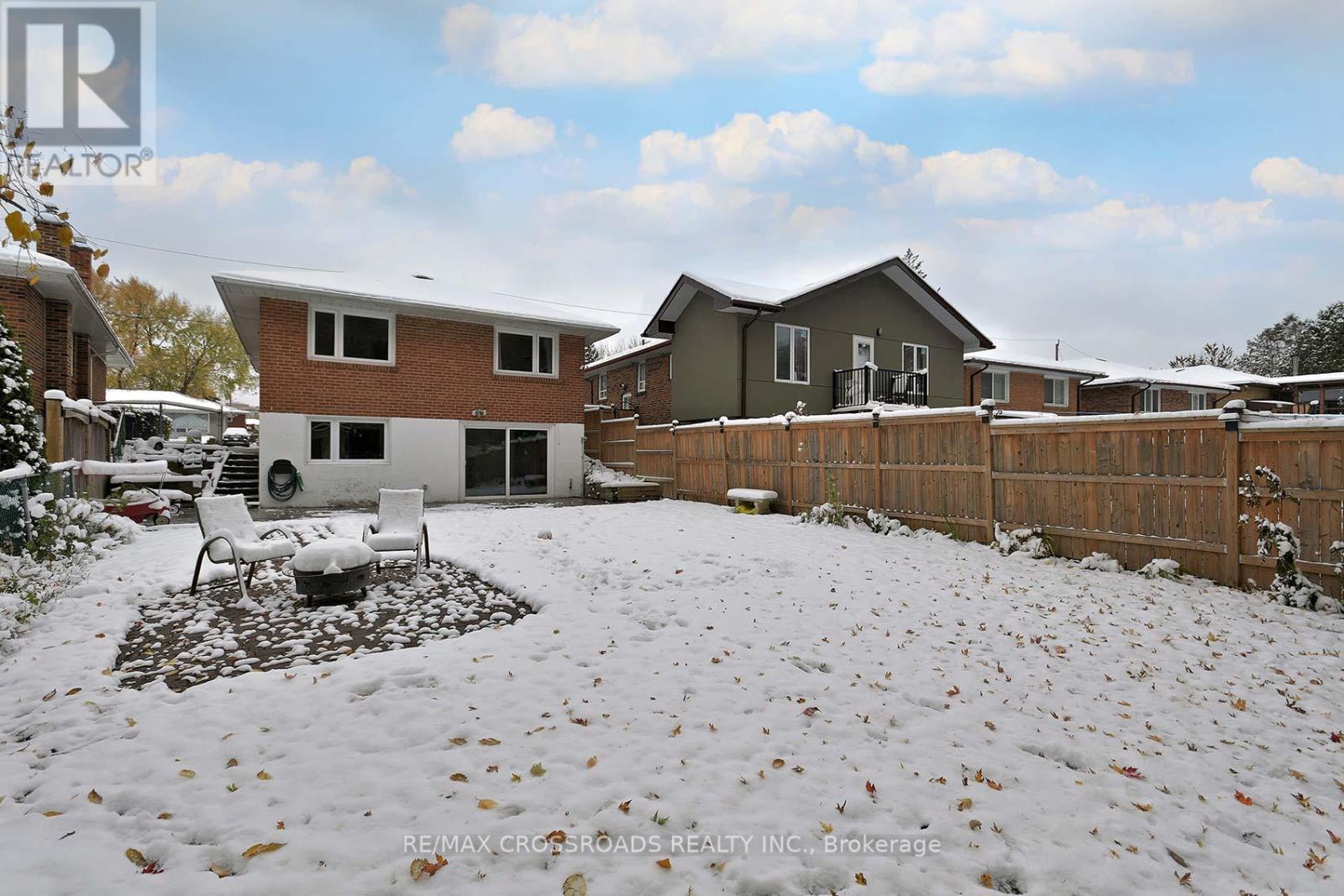 40 Stansbury Crescent, Toronto, Ontario  M1K 4R6 - Photo 25 - E12532396