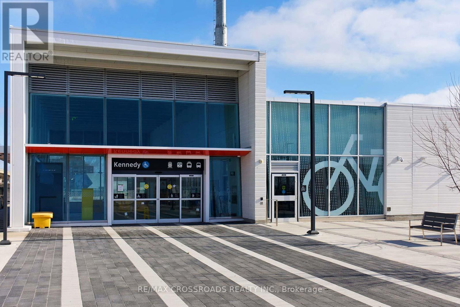 40 Stansbury Crescent, Toronto, Ontario  M1K 4R6 - Photo 39 - E12532396