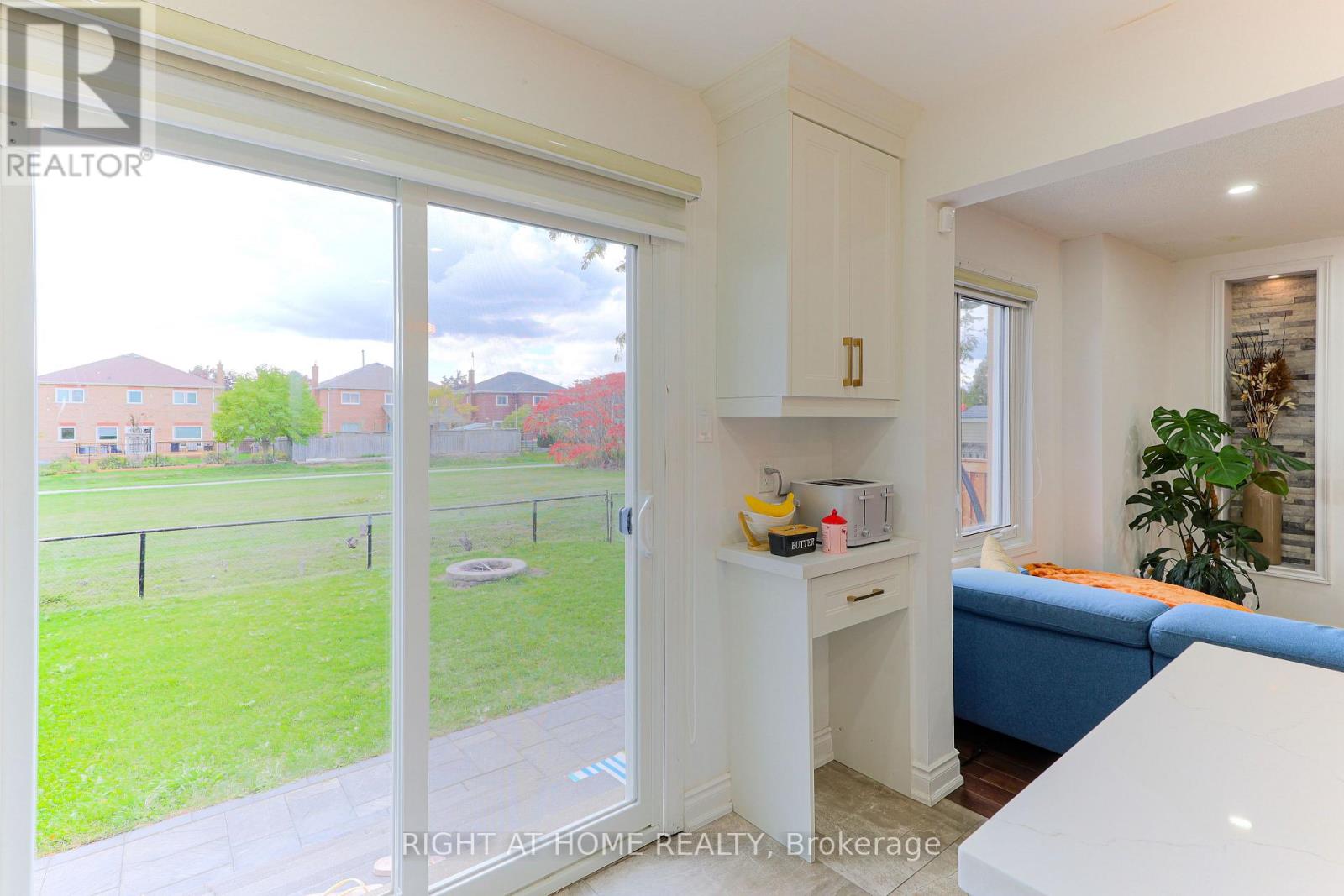 80 Deverell Street, Whitby, Ontario  L1R 1V9 - Photo 16 - E12532616