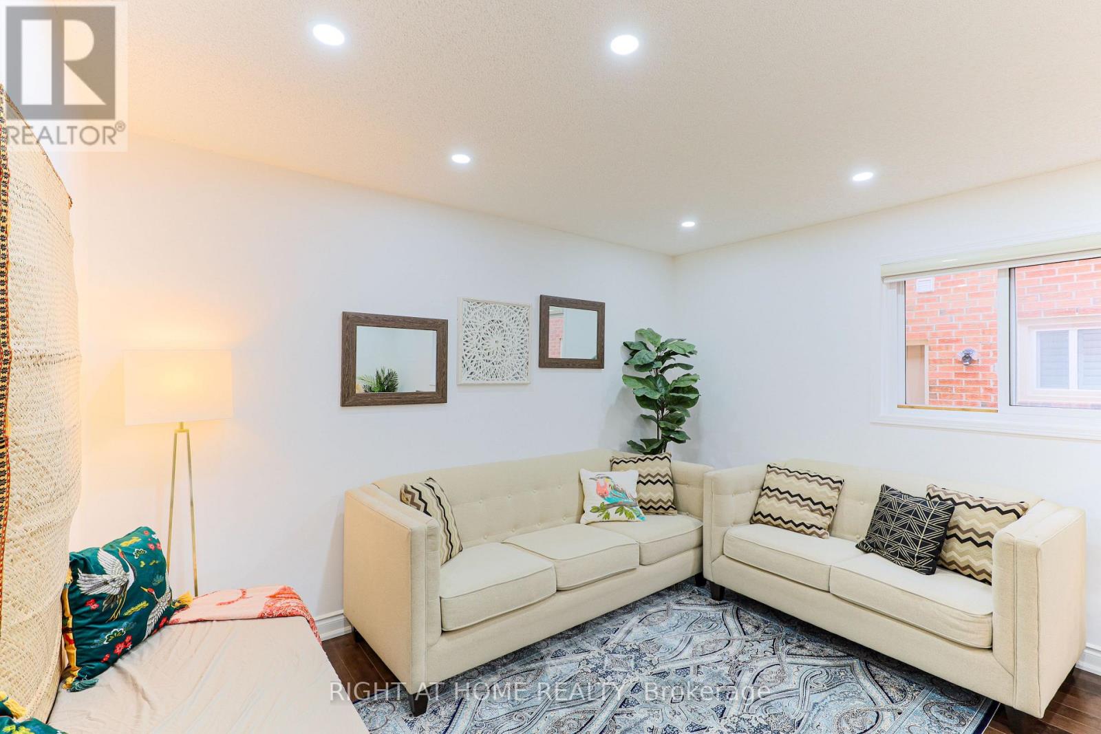 80 Deverell Street, Whitby, Ontario  L1R 1V9 - Photo 7 - E12532616