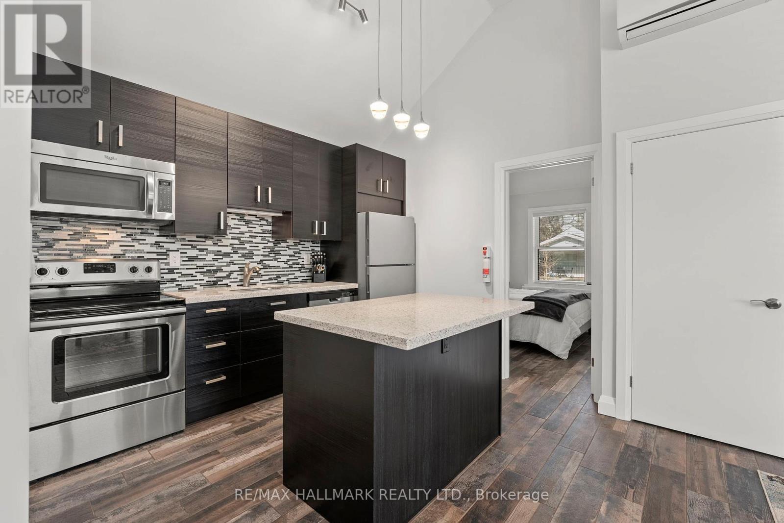 Unit 1 - 276 King Edward Avenue, Toronto, Ontario  M4C 0A8 - Photo 2 - E12532628