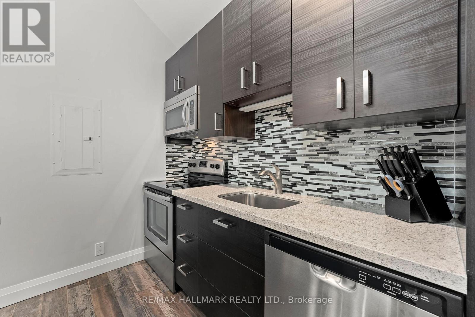 Unit 1 - 276 King Edward Avenue, Toronto, Ontario  M4C 0A8 - Photo 4 - E12532628