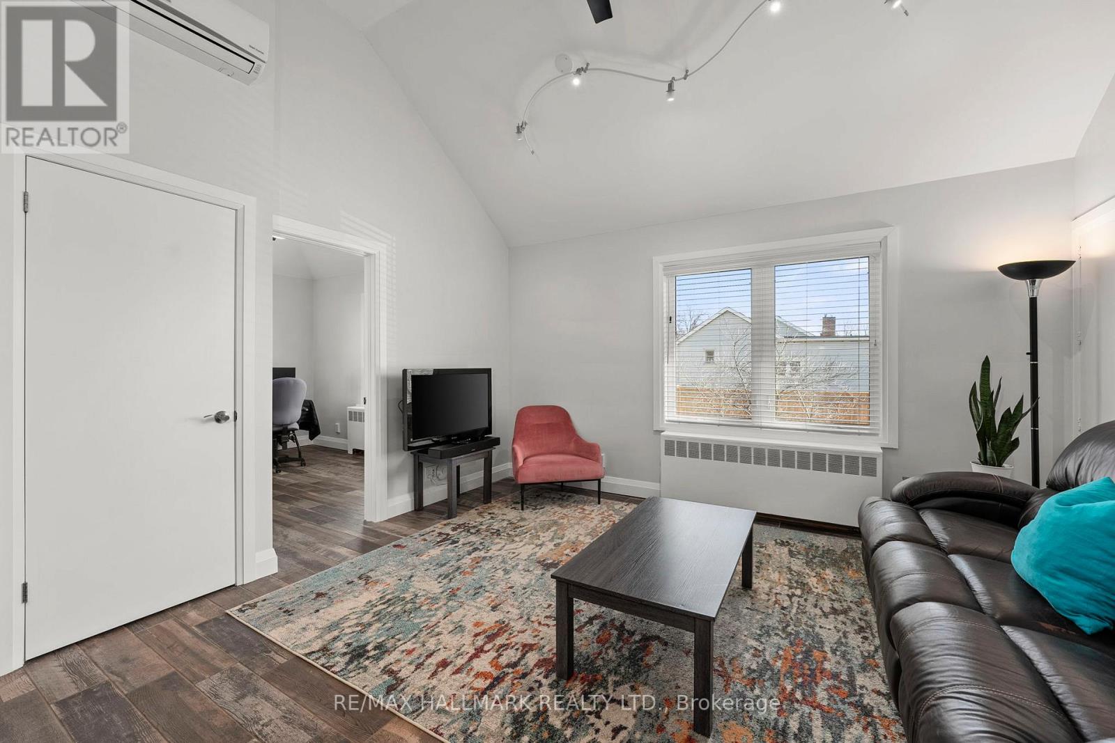 Unit 1 - 276 King Edward Avenue, Toronto, Ontario  M4C 0A8 - Photo 9 - E12532628