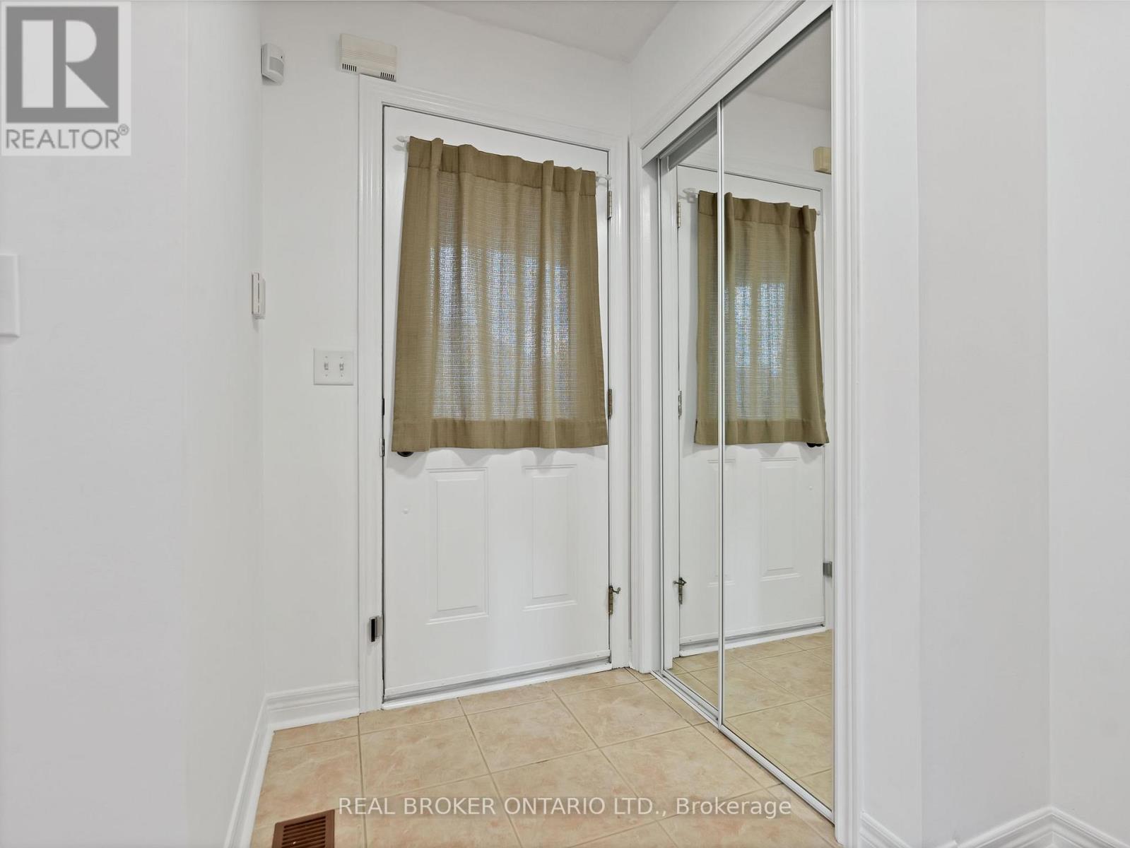 462 Staines Road, Toronto, Ontario  M1X 2B9 - Photo 3 - E12532686