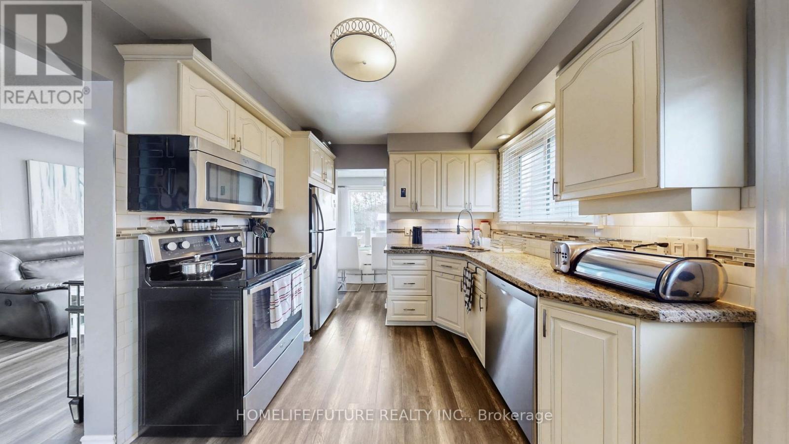 563 Balsam Crescent, Oshawa, Ontario  L1J 6A1 - Photo 12 - E12532716