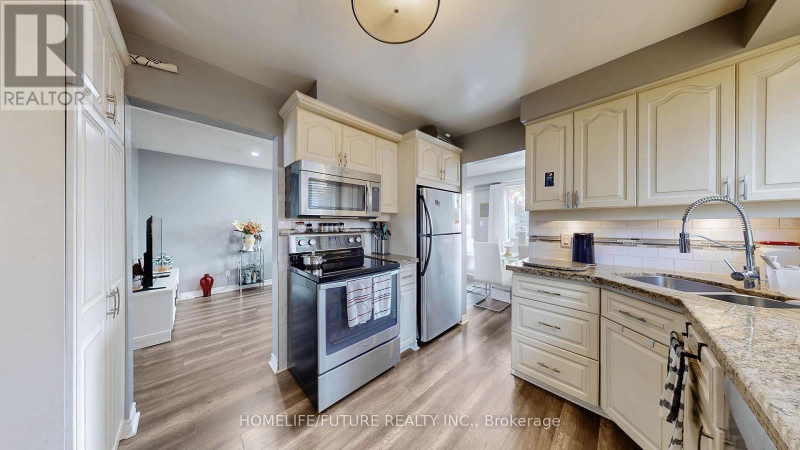 563 Balsam Crescent, Oshawa, Ontario  L1J 6A1 - Photo 14 - E12532716