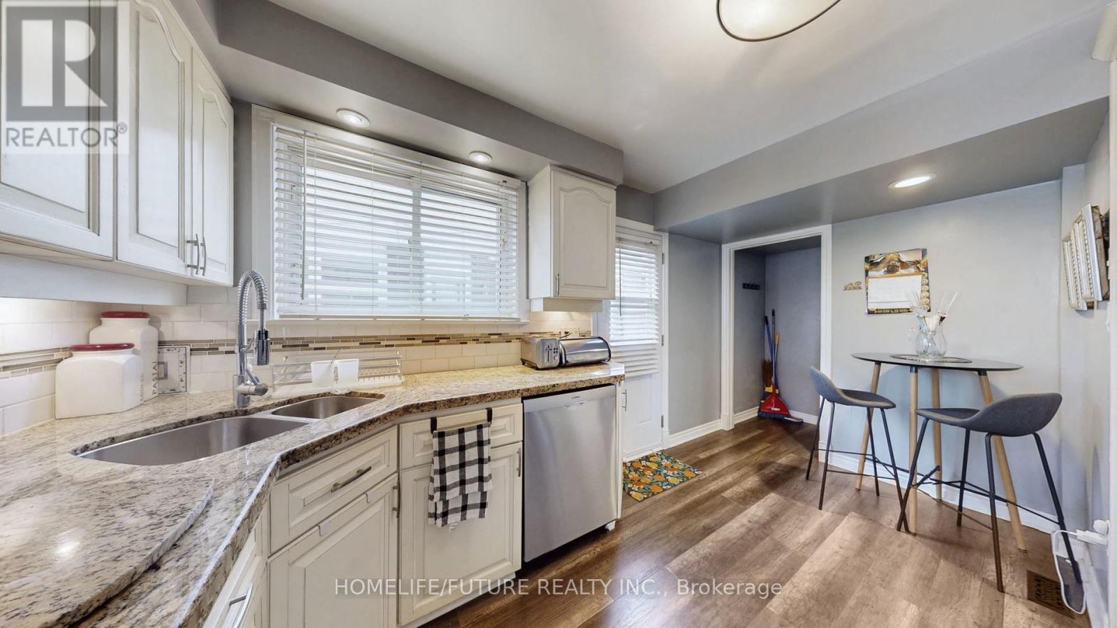 563 Balsam Crescent, Oshawa, Ontario  L1J 6A1 - Photo 15 - E12532716