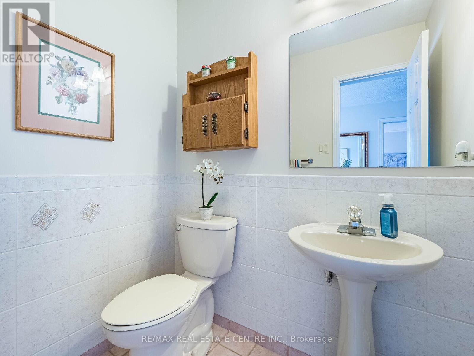 274 Ceremonial Drive, Mississauga, Ontario  L5R 2N8 - Photo 16 - W12427352