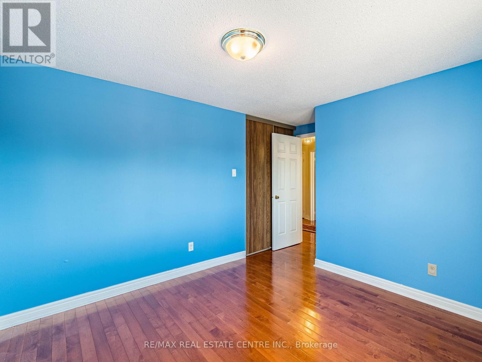 274 Ceremonial Drive, Mississauga, Ontario  L5R 2N8 - Photo 39 - W12427352