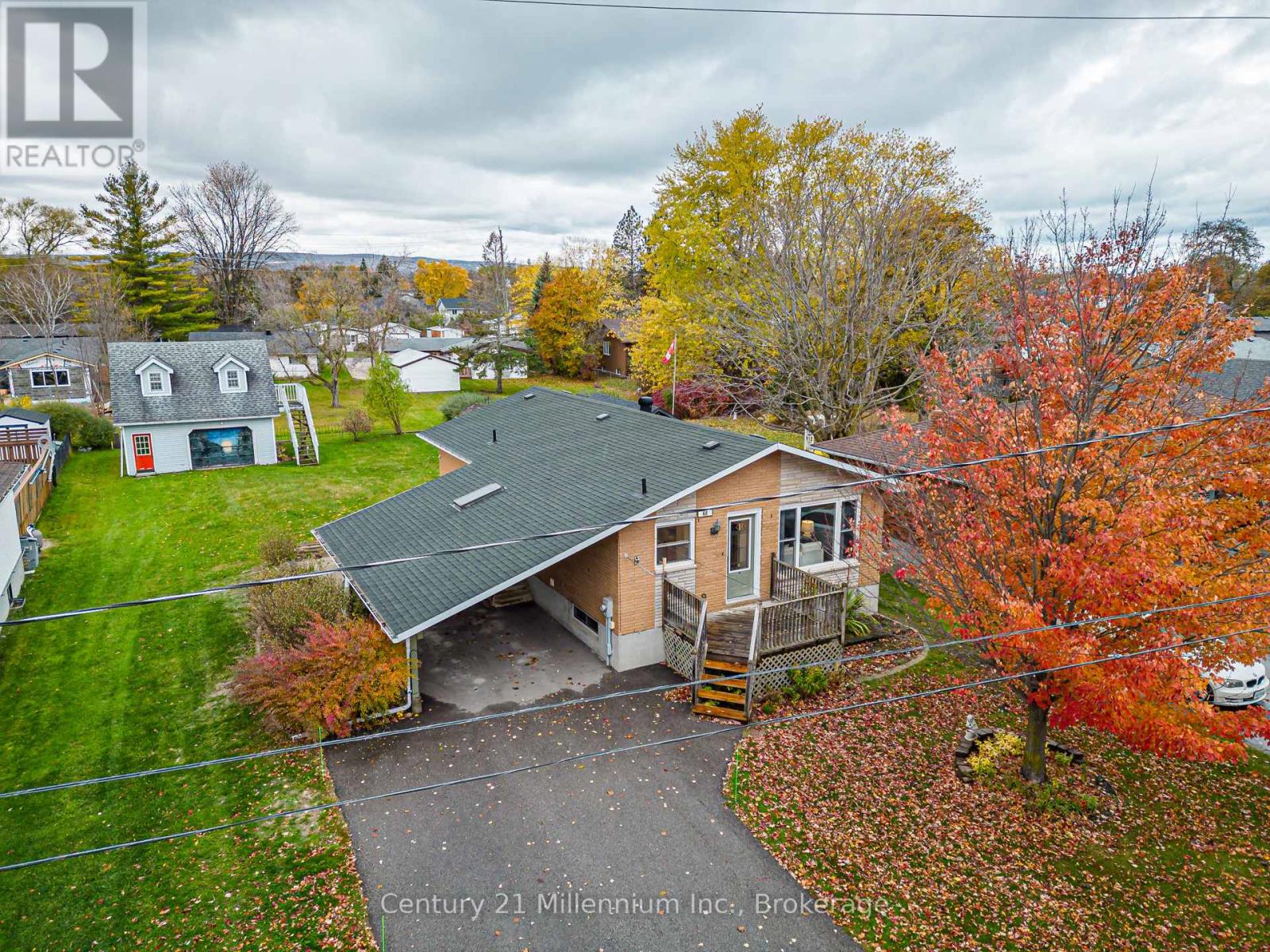 68 Alice Street, Collingwood, Ontario  L9Y 3S1 - Photo 2 - S12511680