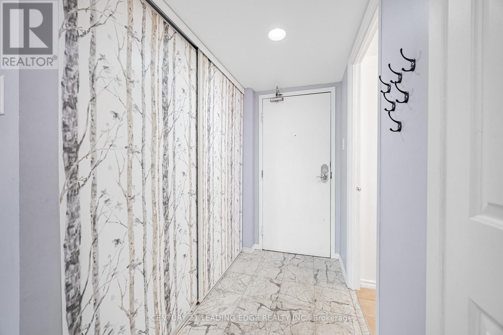 401 - 310 Mill Street S, Brampton, Ontario  L6Y 3B1 - Photo 9 - W12531868