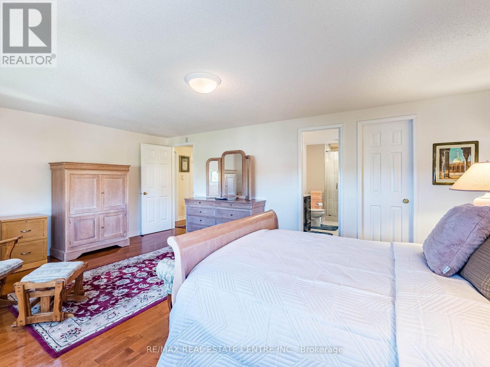 274 Ceremonial Drive, Mississauga, Ontario  L5R 2N8 - Photo 29 - W12427352