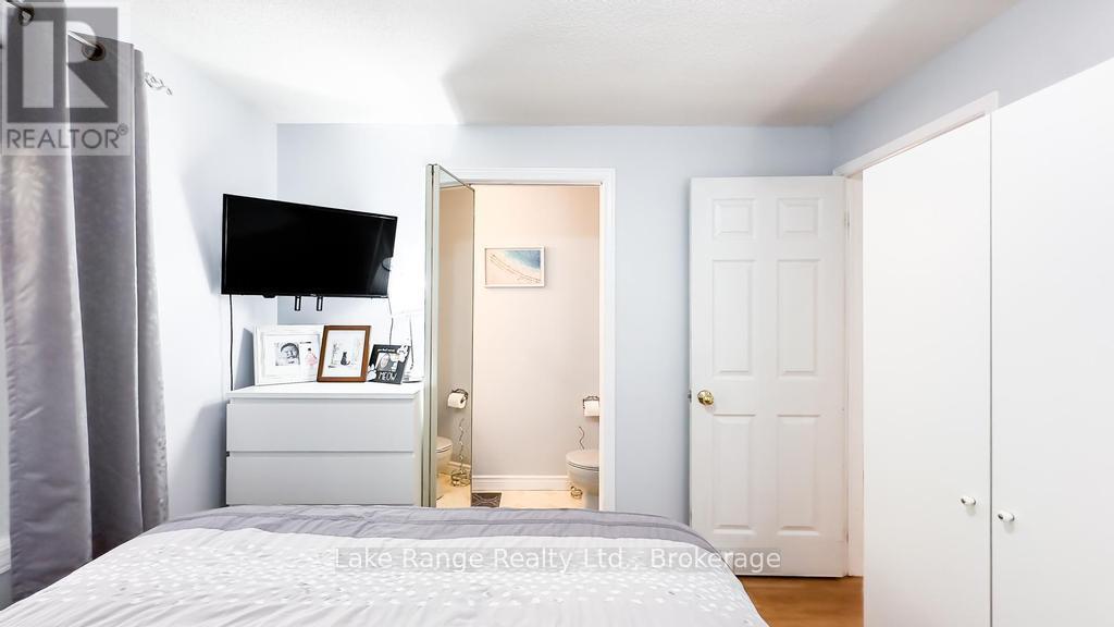 910 Victoria Road, Huron-Kinloss, Ontario  N0G 2R0 - Photo 27 - X12473438