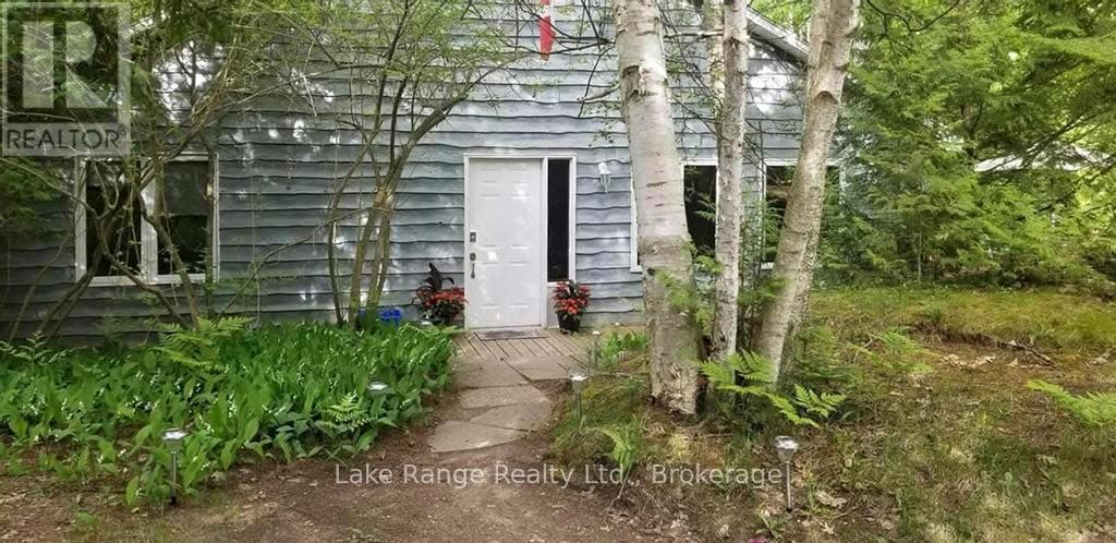 910 Victoria Road, Huron-Kinloss, Ontario  N0G 2R0 - Photo 2 - X12473438