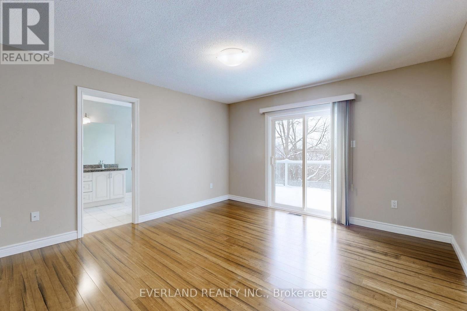 173 Thompson Drive, East Gwillimbury, Ontario  L9N 1E2 - Photo 16 - N12532452