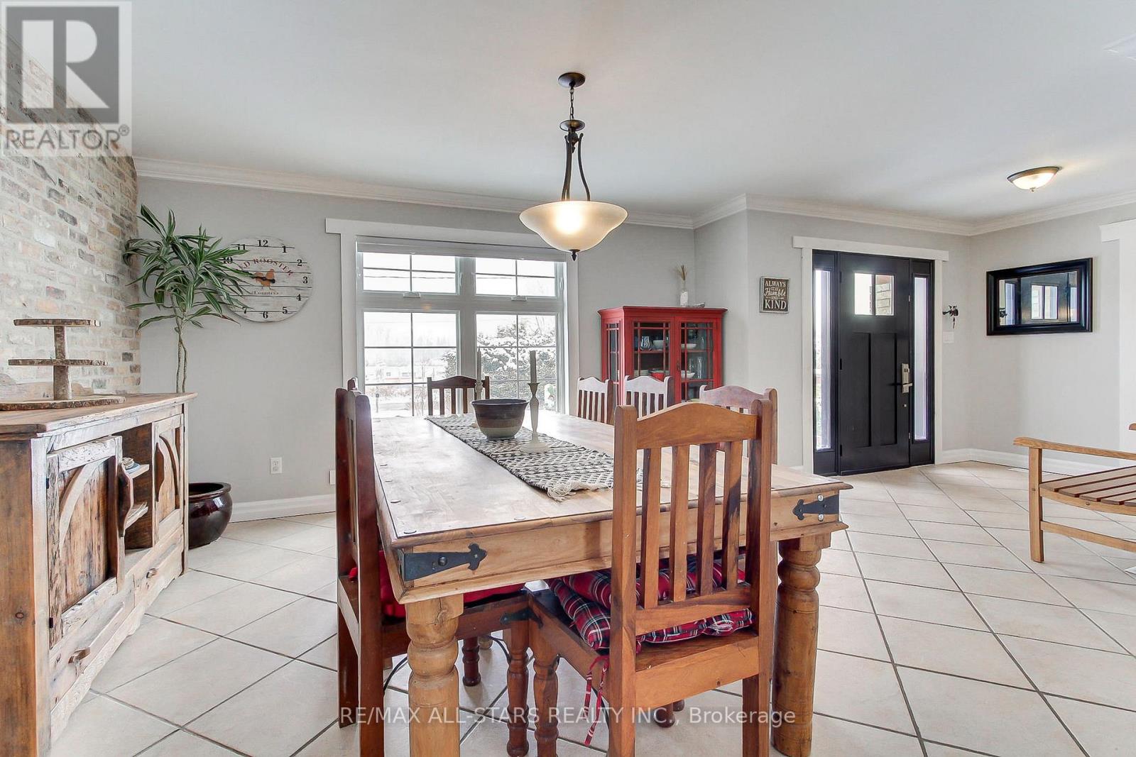 5227 Boag Road, East Gwillimbury, Ontario  L0G 1M0 - Photo 16 - N12532488