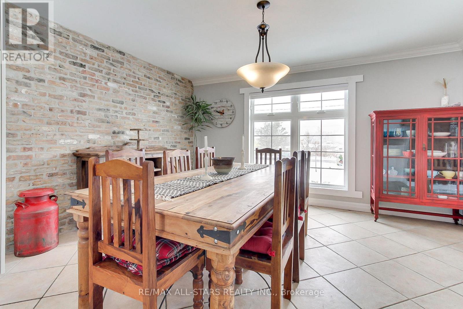 5227 Boag Road, East Gwillimbury, Ontario  L0G 1M0 - Photo 17 - N12532488