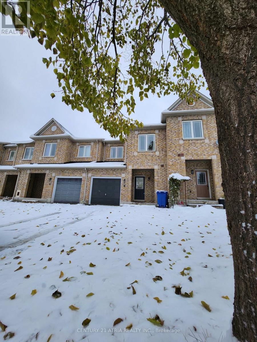 8 Bilbrough Street, Aurora, Ontario  L4G 7W3 - Photo 2 - N12532666