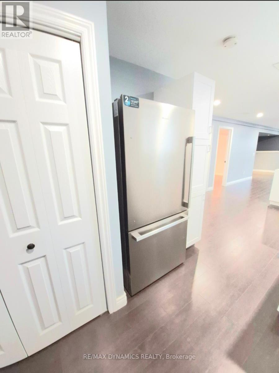 12 Vanier Drive, Welland, Ontario L3B 1A2 - Photo 8 - X12530924