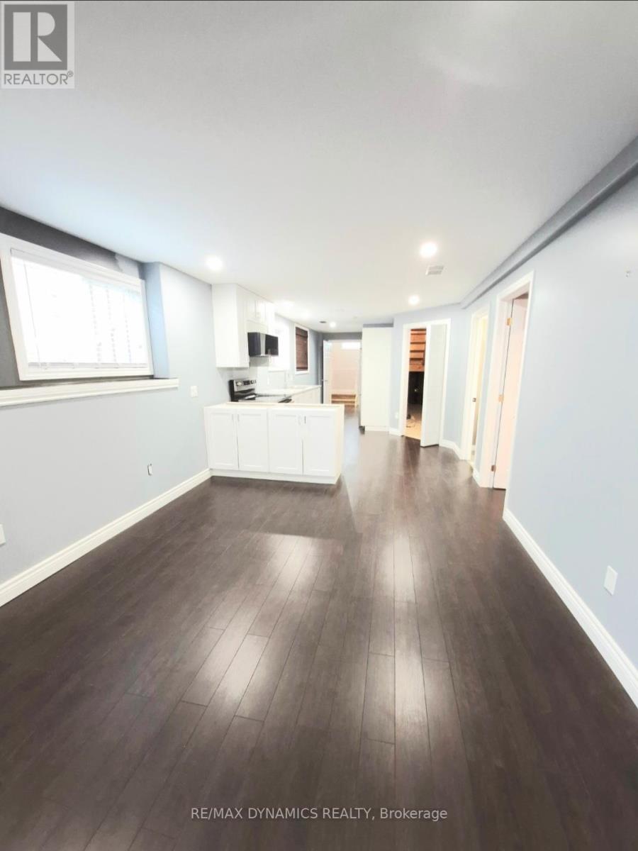 12 Vanier Drive, Welland, Ontario L3B 1A2 - Photo 10 - X12530924