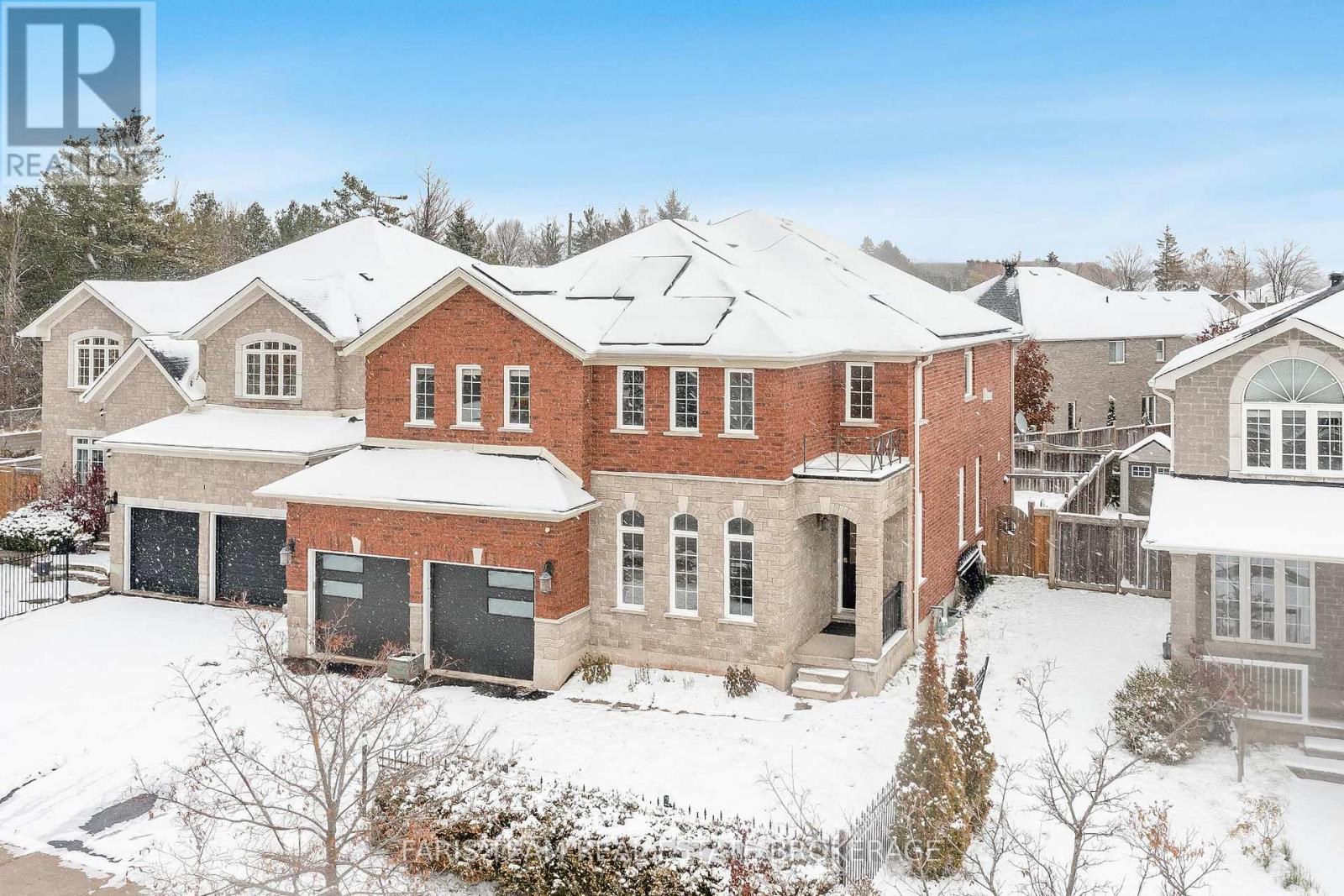 3 Prince William Way, Barrie, Ontario  L4N 0Y9 - Photo 2 - S12532522