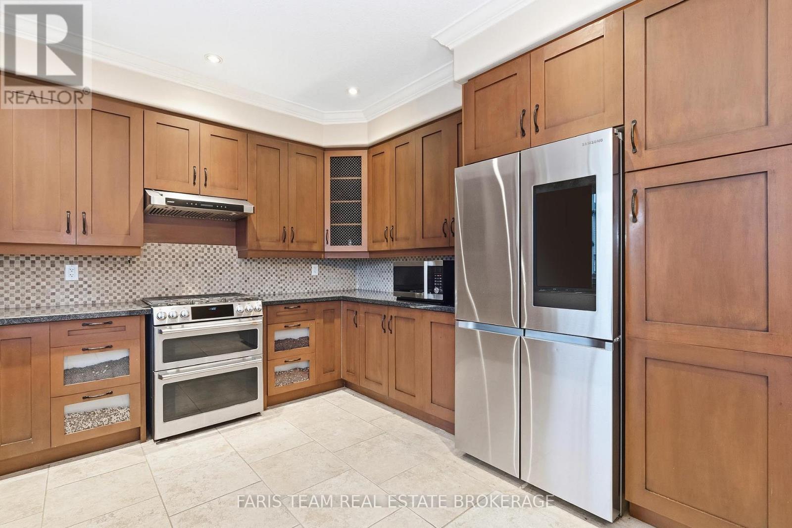 3 Prince William Way, Barrie, Ontario  L4N 0Y9 - Photo 8 - S12532522