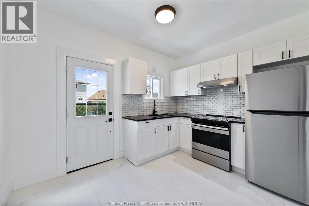 1332 Howard, Windsor, Ontario  N8Y 1N4 - Photo 9 - 25028414