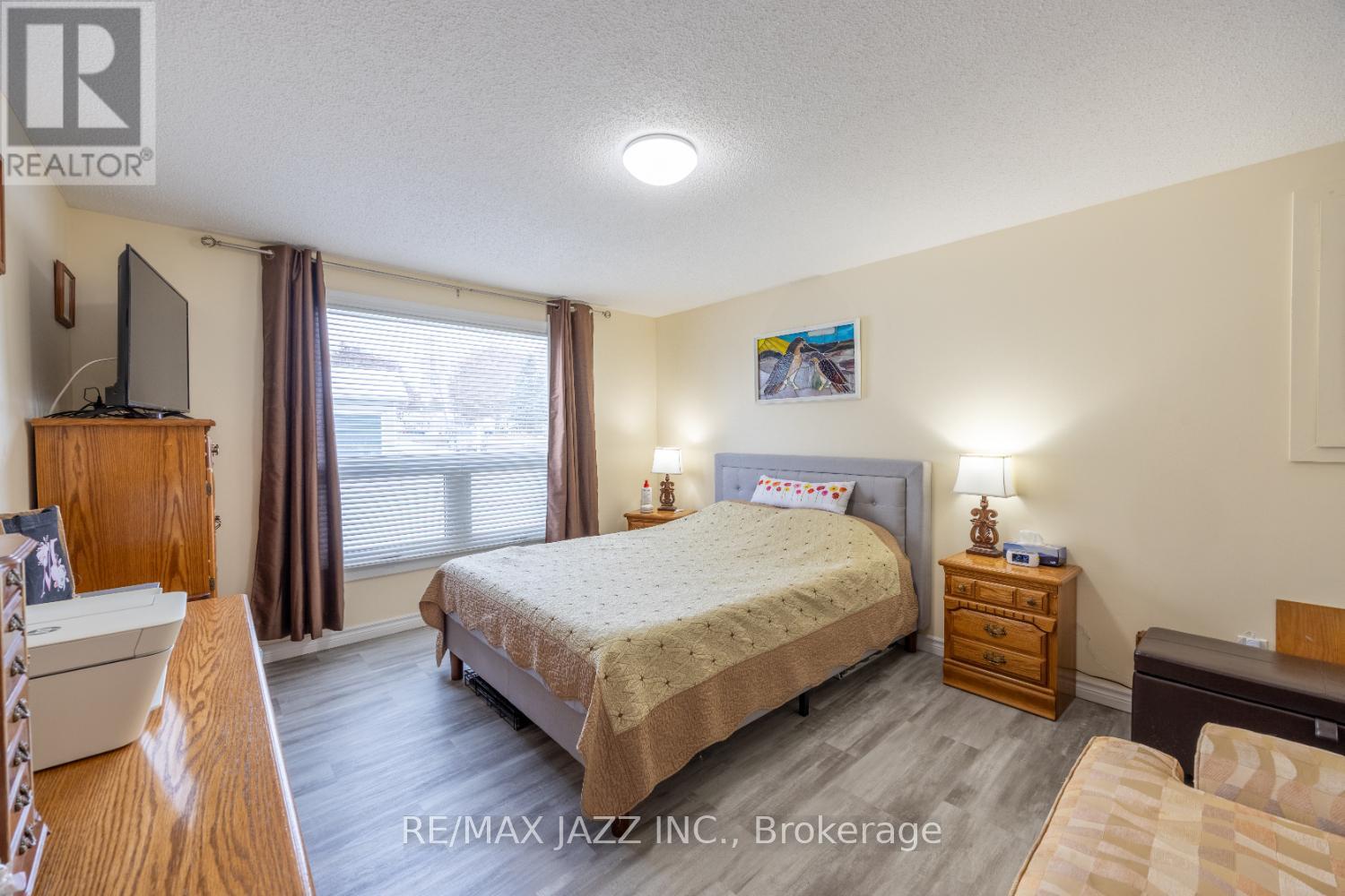 213 Wilmot Trail, Clarington, Ontario L1B 1A9 - Photo 11 - E12532854