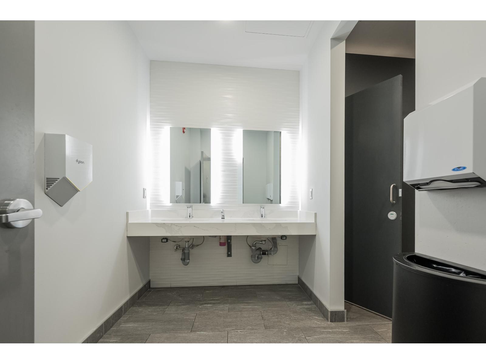 411 15336 31 Avenue, Surrey, British Columbia  V3Z 0X2 - Photo 12 - C8073737