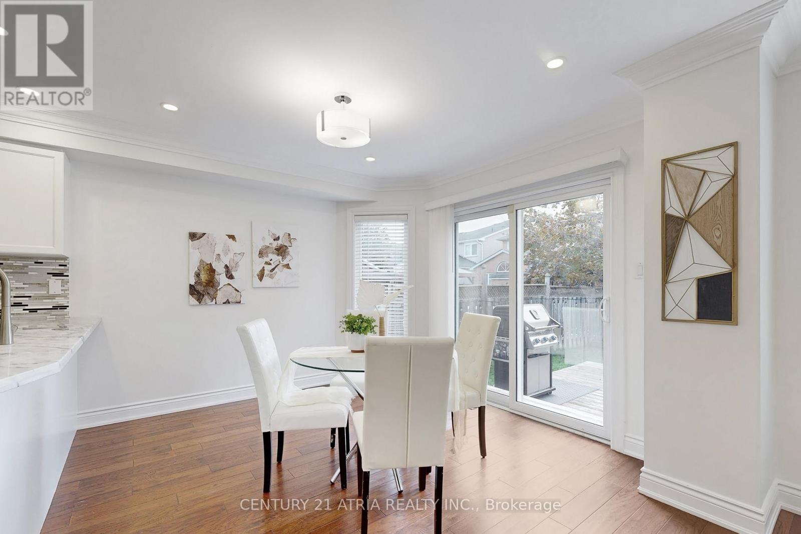 611 Heddle Crescent, Newmarket, Ontario  L3X 2J5 - Photo 16 - N12532578