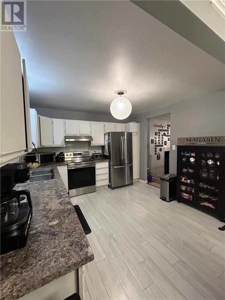 4330 Chenier Street, Hanmer, Ontario  P3P 1L8 - Photo 10 - 2125615