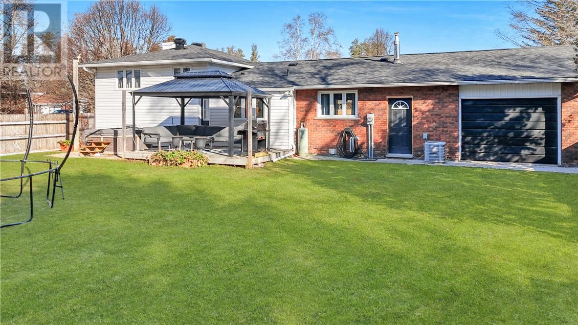 20 Goodman Avenue, Espanola, Ontario  P5E 1A5 - Photo 5 - 2125586