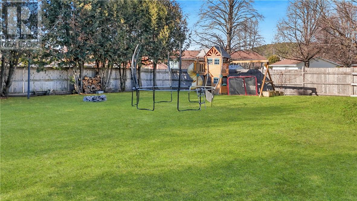 20 Goodman Avenue, Espanola, Ontario  P5E 1A5 - Photo 6 - 2125586