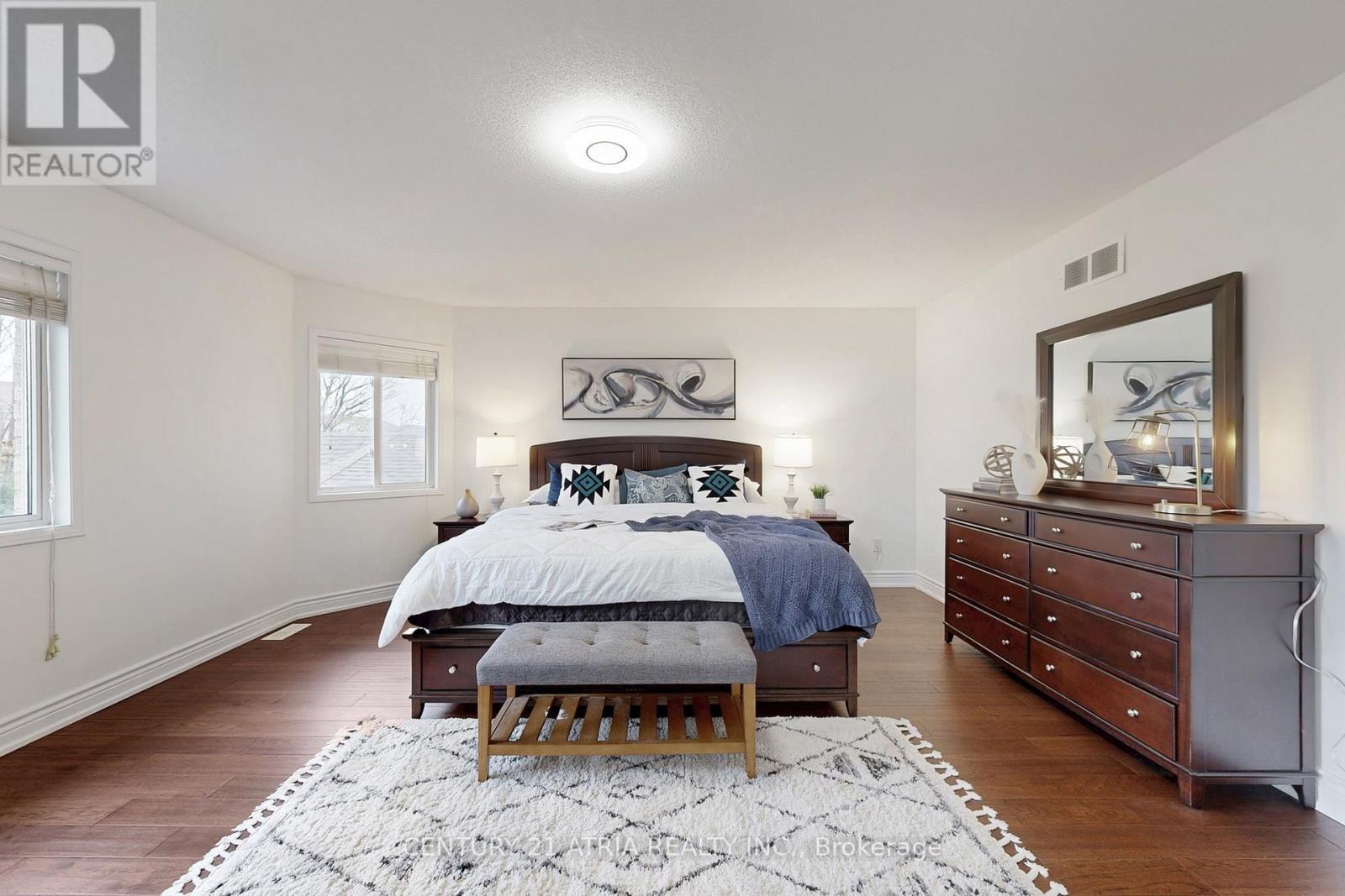 611 Heddle Crescent, Newmarket, Ontario  L3X 2J5 - Photo 23 - N12532578